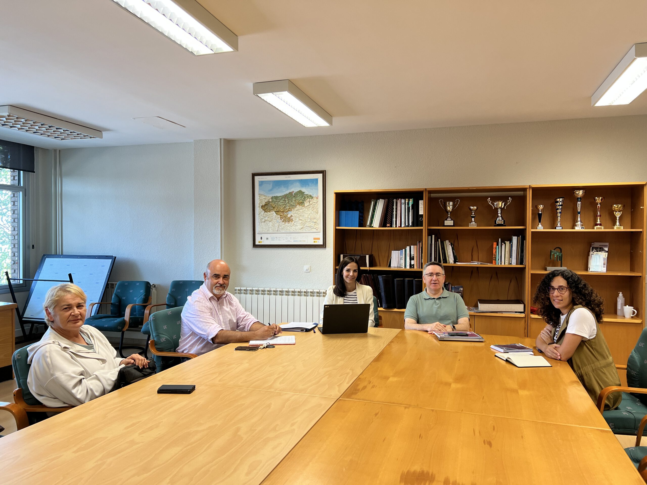 Reunión con la Escuela de Caminos UC